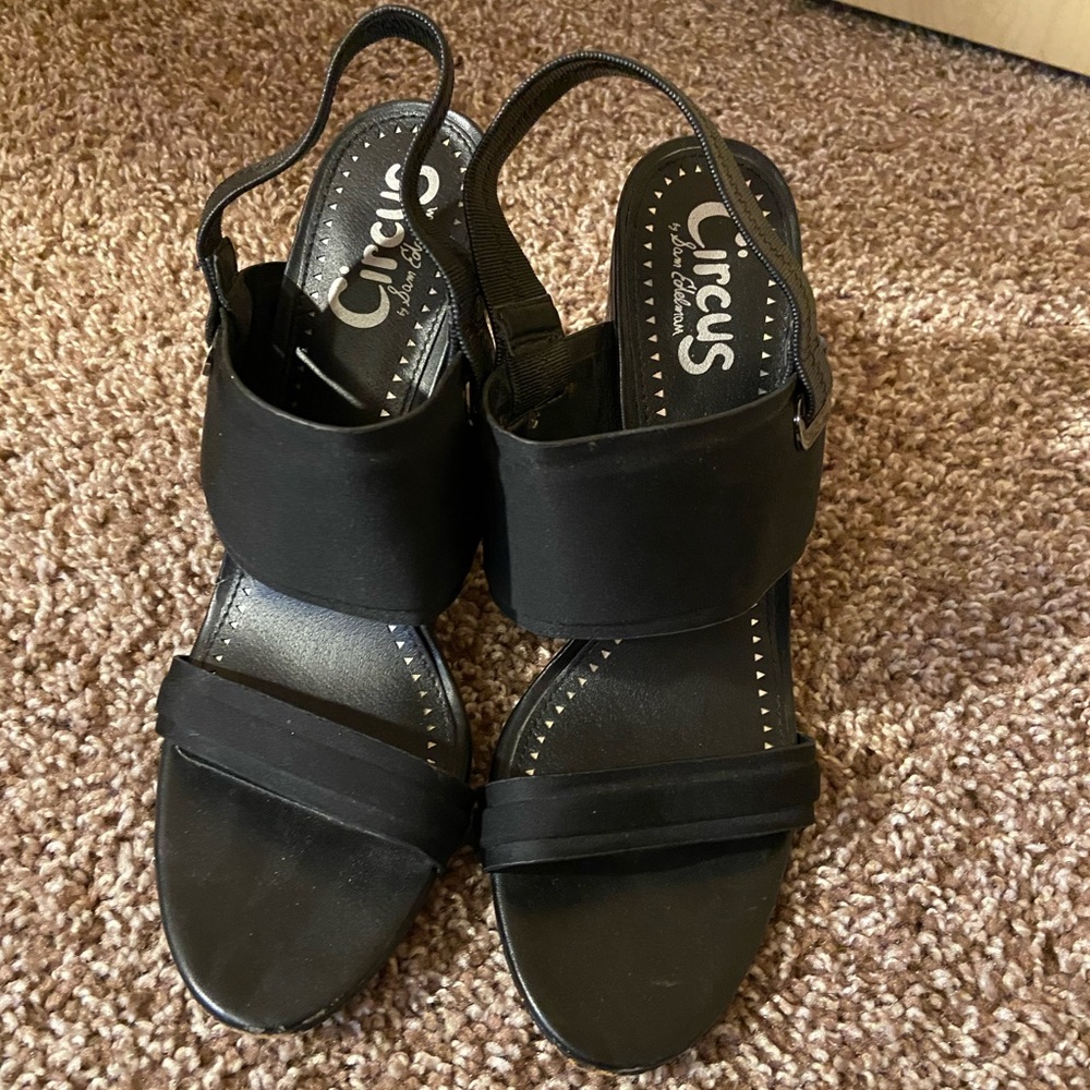 Heeled sandal